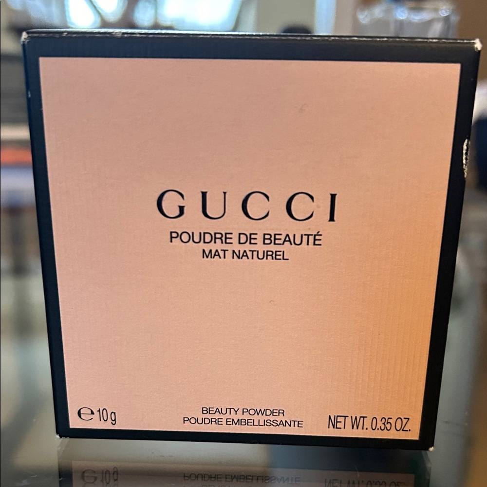 Gucci Poudre De Beauté in Elegant Peach
